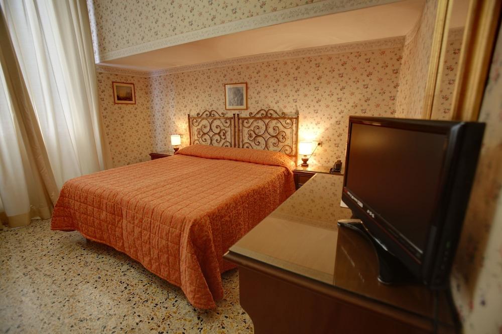 Hotel Ariele Floransa Dış mekan fotoğraf